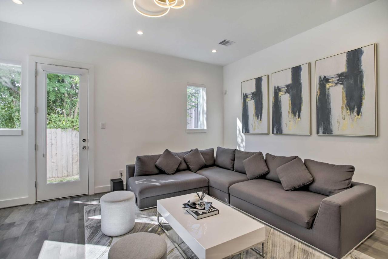 Newly-Built Luxury Galleria Area Townhome! هيوستن المظهر الخارجي الصورة
