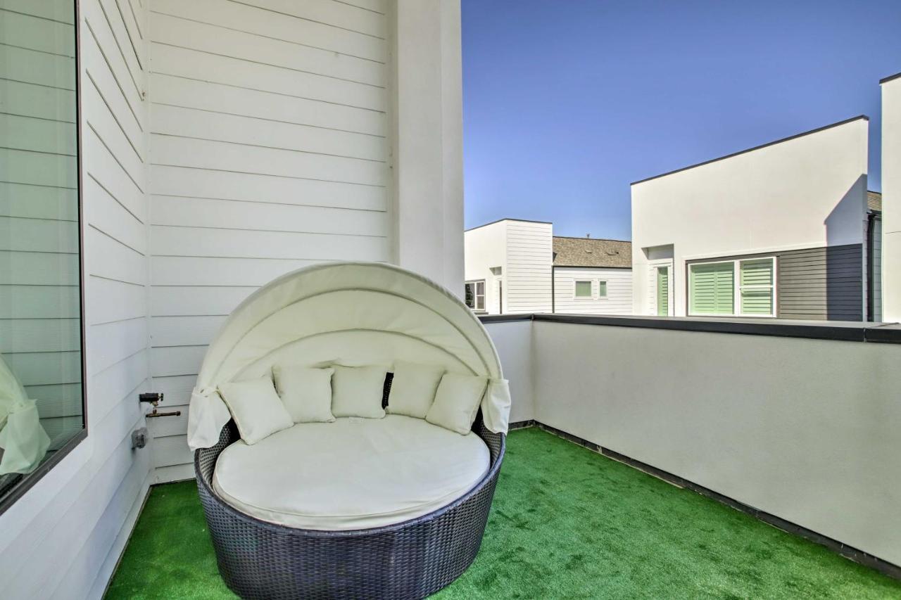 Newly-Built Luxury Galleria Area Townhome! هيوستن المظهر الخارجي الصورة