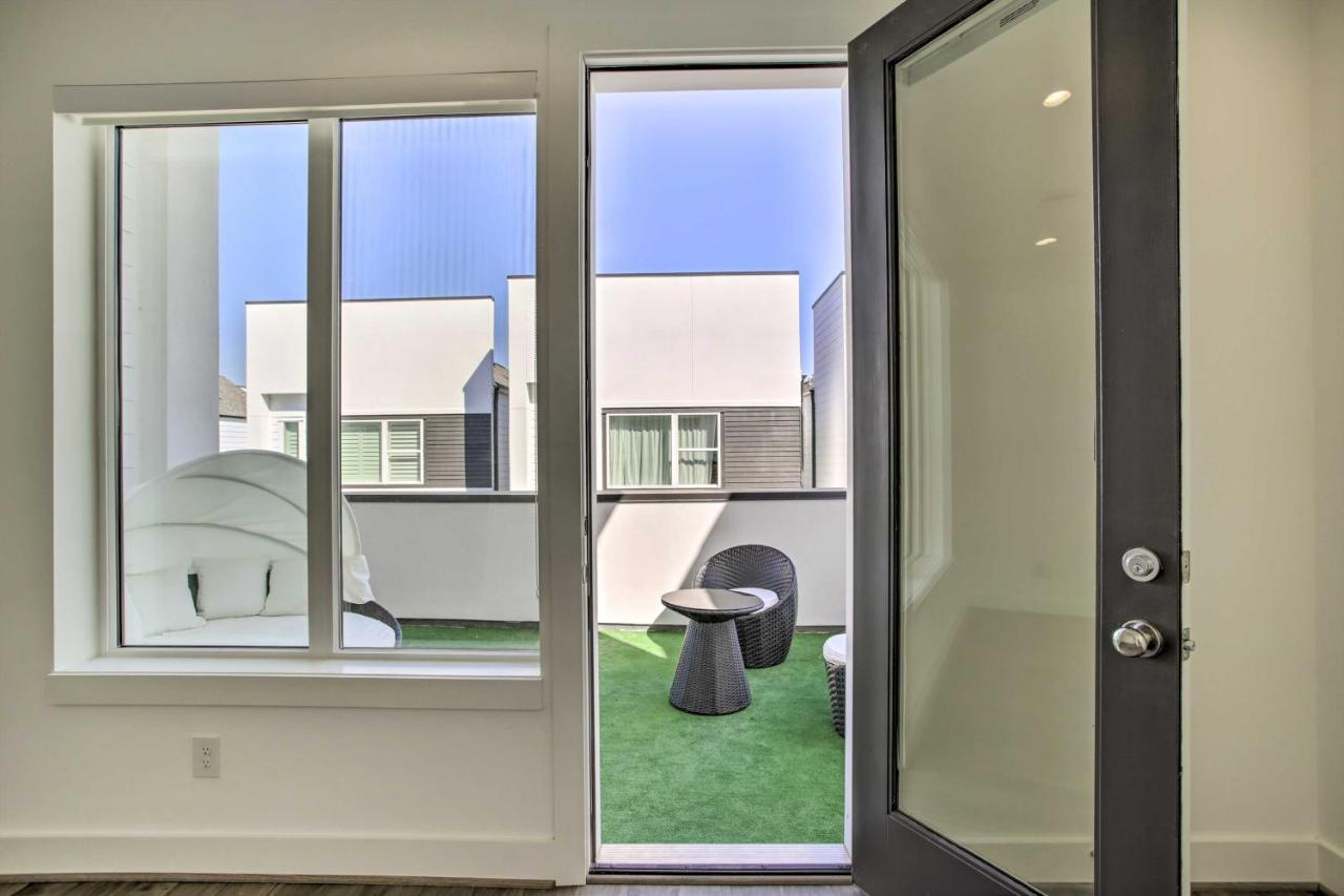 Newly-Built Luxury Galleria Area Townhome! هيوستن المظهر الخارجي الصورة